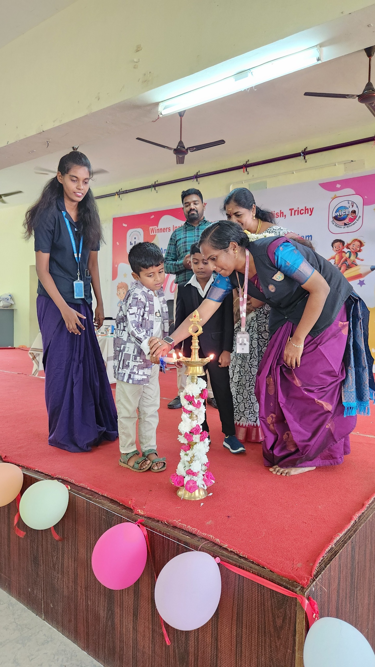Sri-Ambal-Vidhyalaya-school-Toddlers-day-celebration