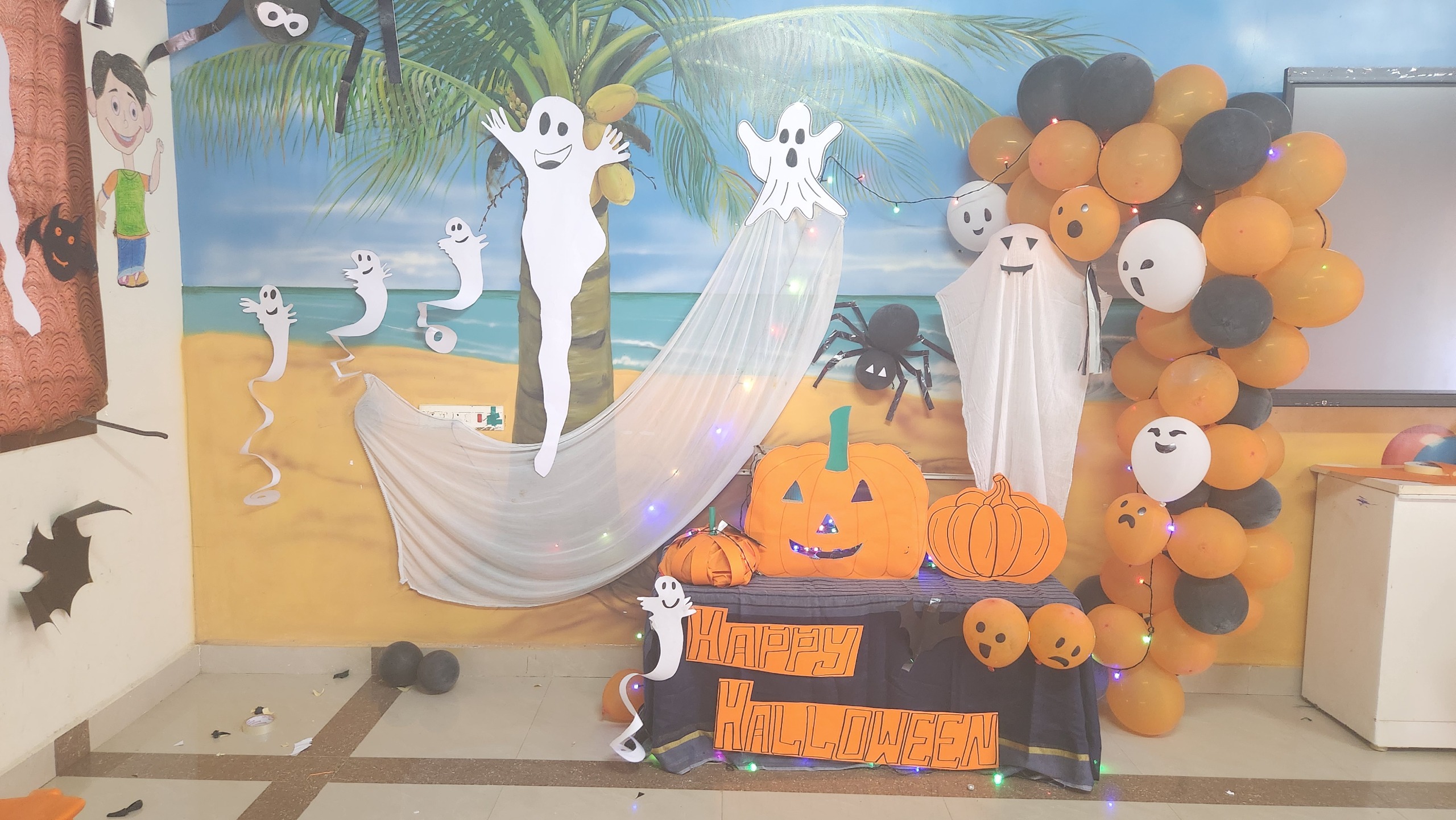 orange-day-and-halloween-day-celebration-sri-ambal-vidhyalaya-school